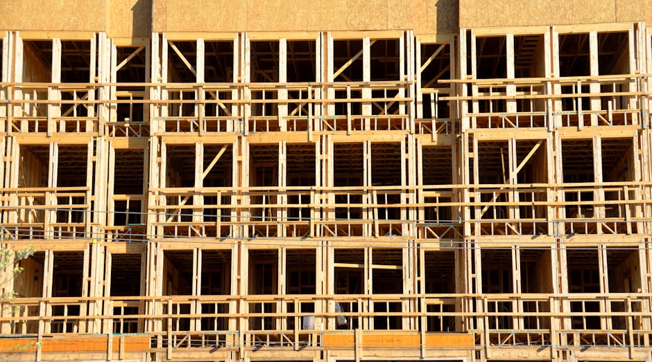 Carretilla de obra con carga de material pesado